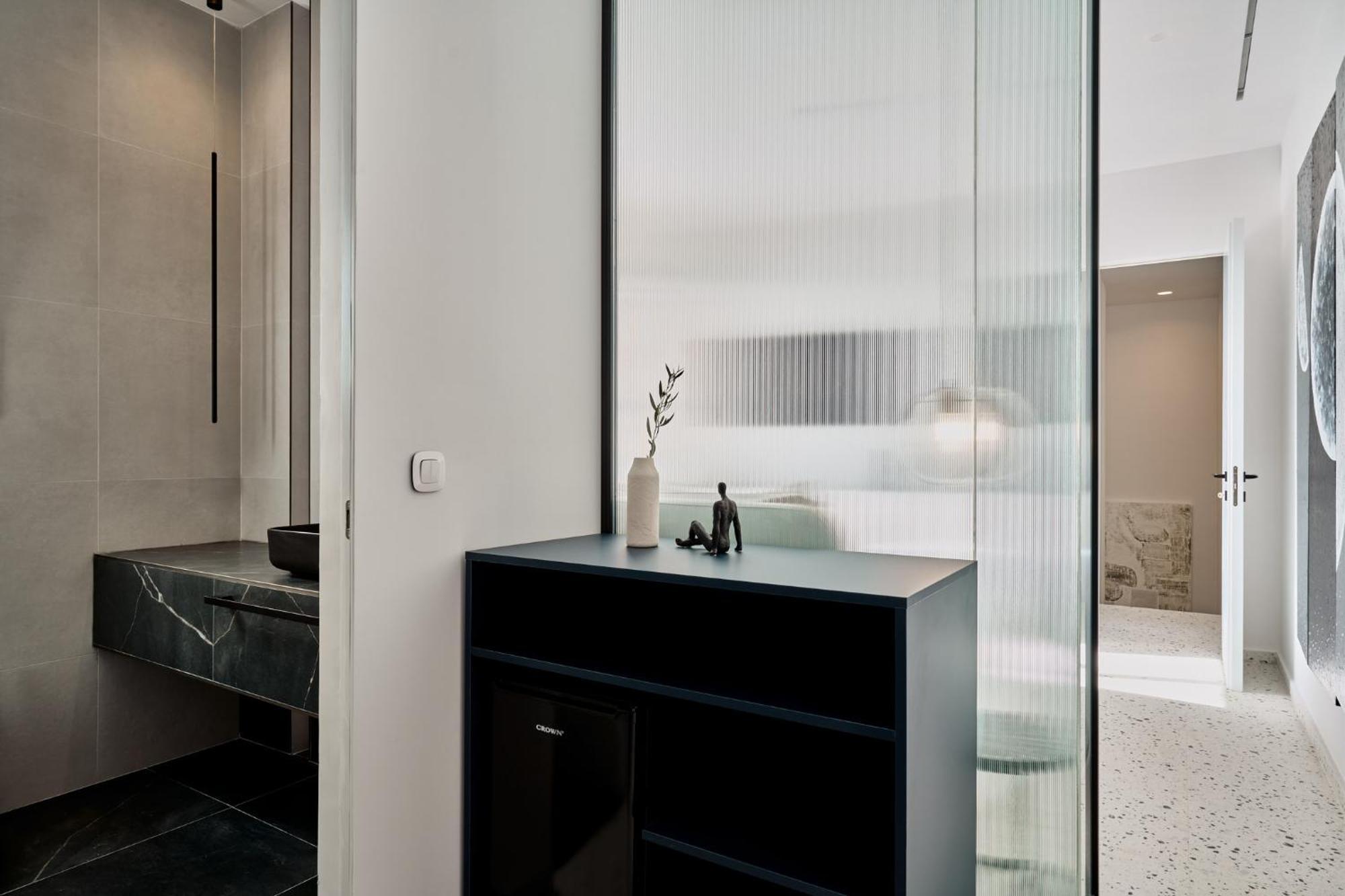 Helius Villas อลิกิ ภายนอก รูปภาพ